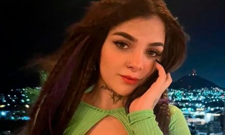 Karely Ruiz se muestra sin maquillaje y sus fans dicen que parece otra