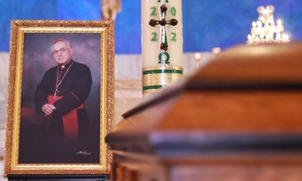 Descanse en paz; ¡gracias don Lupito! Despiden a Obispo Emérito en Torreón