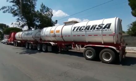 Decomisan trailer en filtro de Guardia Nacional en la carretera Monterrey-Saltillo