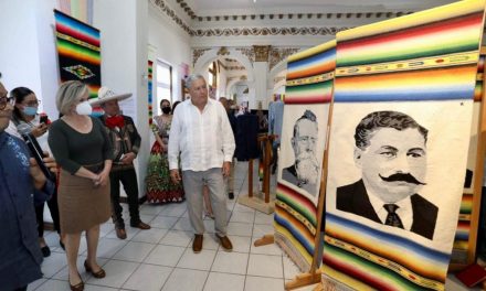 Inaugura alcalde exposición Sarape y Rebozo en Saltillo
