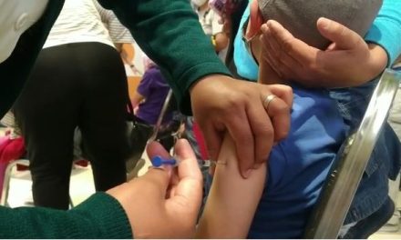 La SEDU celebra vacunación a menores en Saltillo