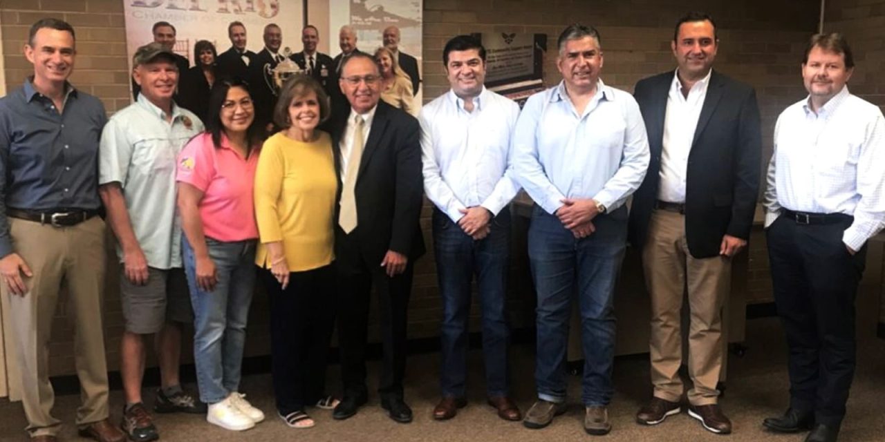 Fortalecen lazos comerciales Acuña y Del Río