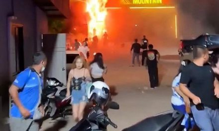 ¡Imágenes fuertes! Al menos 14 personas murieron y 40 resultaron heridas tras incendio en discoteca de Tailandia (Video)