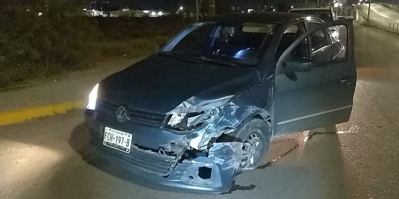 Borracho se estrella contra una pared en Saltillo