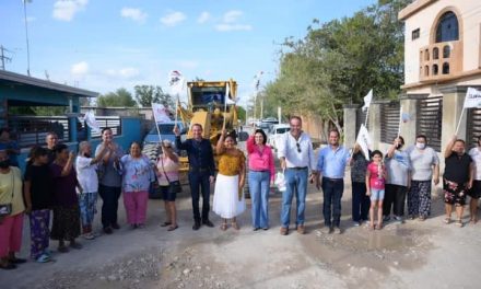 Cumple Gobierno de Acuña a los vecinos de la San Antonio