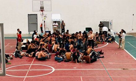 Trasladan migrantes a Piedras Negras