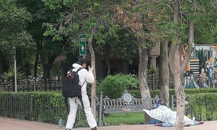 Hombre de 52 años muere en plena Alameda de Saltillo, infarto posible causa
