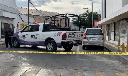 Saltillo: Hombre iba a recoger estudios y sufre un infarto; muere de camino a la clínica