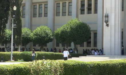 Realizará UAdeC desfile de bienvenida