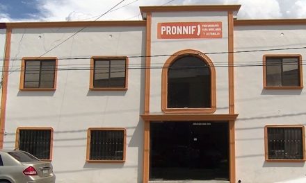 Rescatan a pequeñito de 5 años encerrado en Monclova; gritaba que tenía hambre y sed