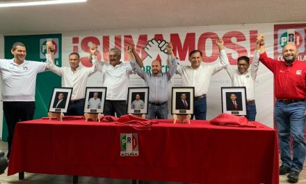 Reconocen a expresidentes del PRI Acuña
