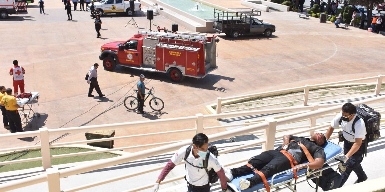 Hacen simulacro en presidencia de Torreón