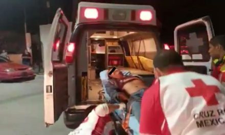 Apuñalan a hombre por querer estacionarse afuera de su casa, en Parras de la Fuente
