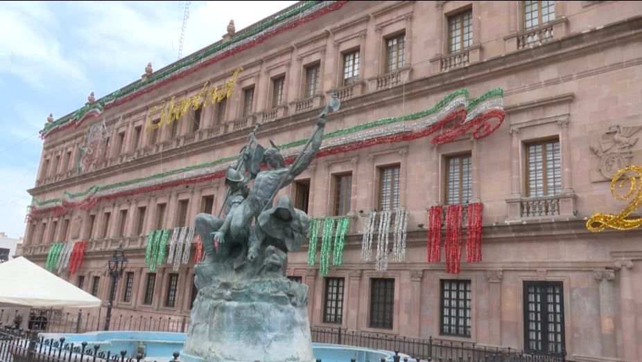 Iniciará desfile militar en Presidencia Municipal de Saltillo
