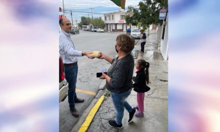 Jericó cumple compromisos en colonias de Saltillo