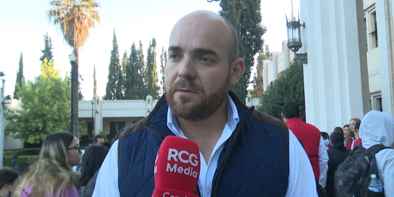 Josué Garza se registró como candidato a director del Ateneo