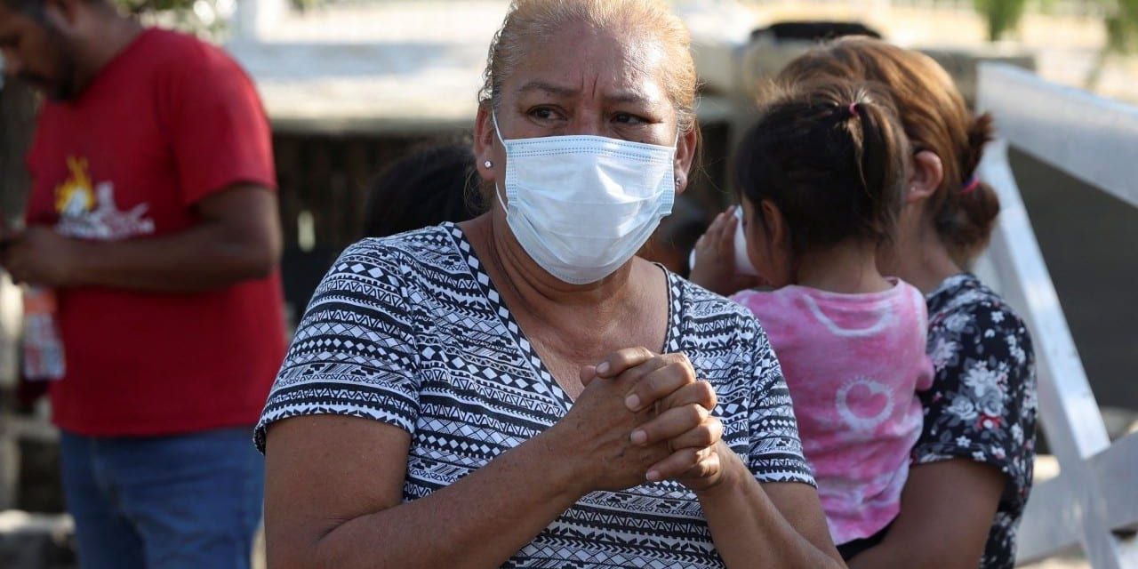 4.7 mdp; Indemnizan a familiares de mineros