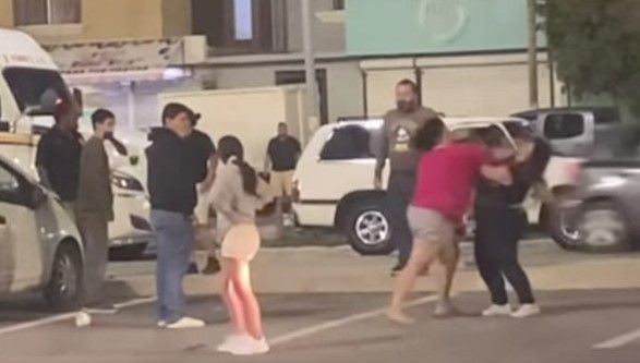 Saltillo: Dos mujeres arman una épica pelea en Mirasierra y todo fue captado en video