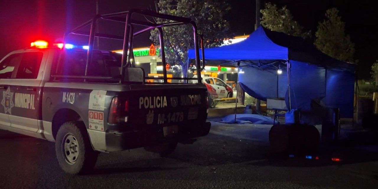 Mujer se desvanece y muere en puesto de comida en Saltillo