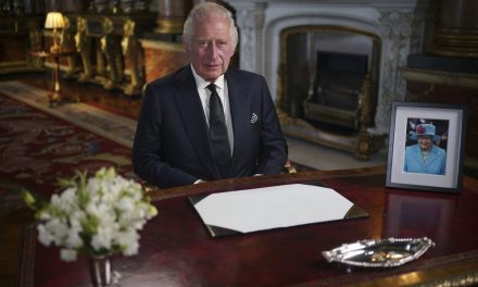 Ahora que es rey… ¿Cuántos millones ganará al mes Carlos III?