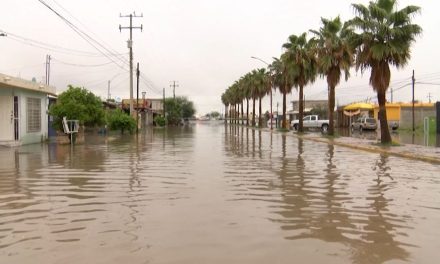 Evacúan a ejidatarios por riesgo de desbordamiento del río Aguanaval en Matamoros y Viesca, Coahuila