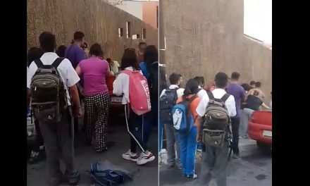 Se viraliza video de riña en la Secundaria No. 8 de Saltillo