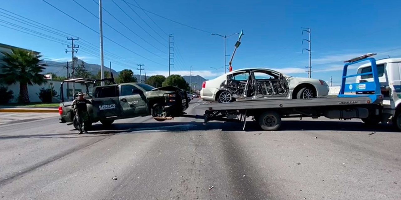 Choca unidad de la SEDENA sobre bulevar Antonio Cárdenas de Saltillo