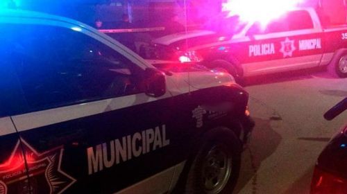 Expolicía agrede a su pareja en restaurante de Saltillo