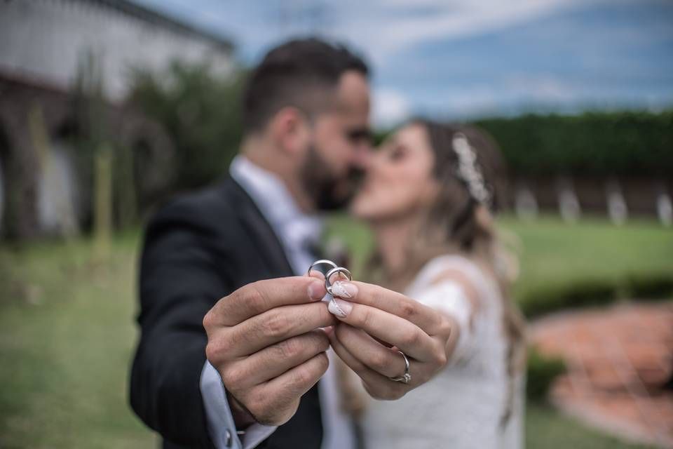 ¿Te vas a casar? Así te puede apoyar el IMSS