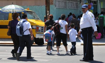 Más de 120 padres listos para participar en operativos de vialidad en Saltillo