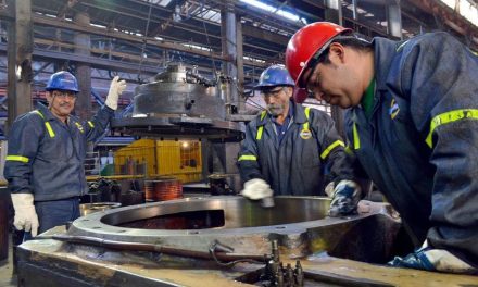 Por falta de pago: CFE dejaría sin luz a AHMSA