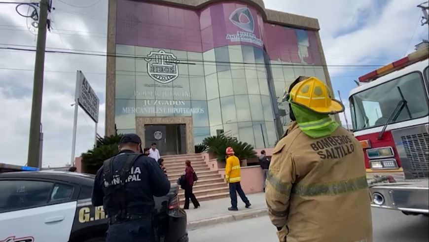 Saltillo: Cortocircuito en elevador provoca evacuación del Poder Judicial Mercantil