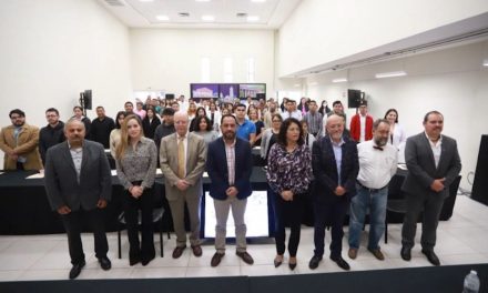Ofrecen capacitación a personal médico en Saltillo
