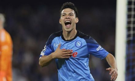 Así fue el golazo del ‘Chucky’ Lozano en la Champions League