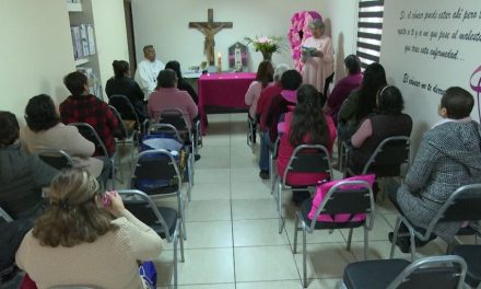 Con misa ‘guerreras’ dan gracias por sobrevivir al cáncer de mama, en Saltillo