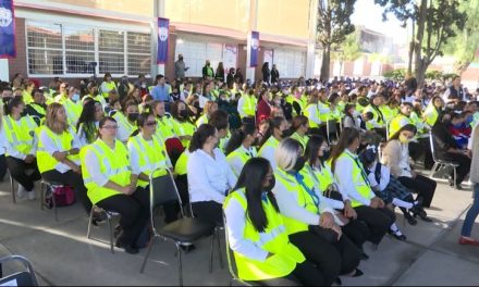 Se convierten padres de familia en patrulleros escolares en Saltillo