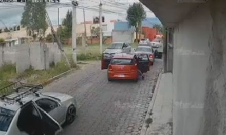 Arrebata niña a sus padres a plena luz del día en Tlaxcala (video)