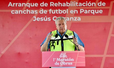 Rehabilitamos canchas deportivas en apoyo a la juventud: Chema Fraustro
