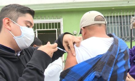 Salen a campo brigadas de vacunación en Saltillo