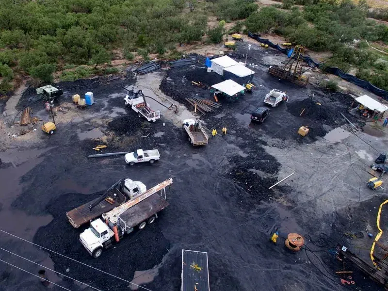 Insisten en rescate de mineros en El Pinabete