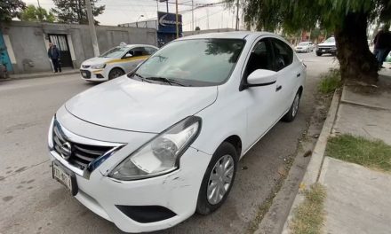 Mujer de la tercera edad es atropellada en Saltillo; termina en el hospital