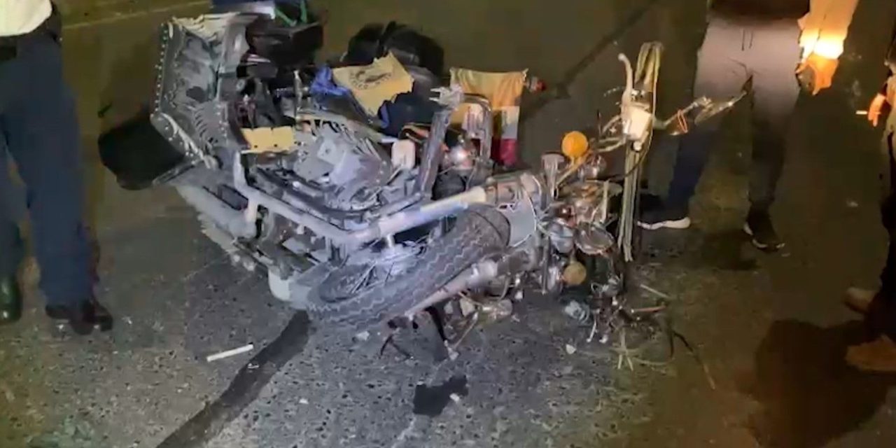 Motociclista se va en contra y termina chocando en Saltillo