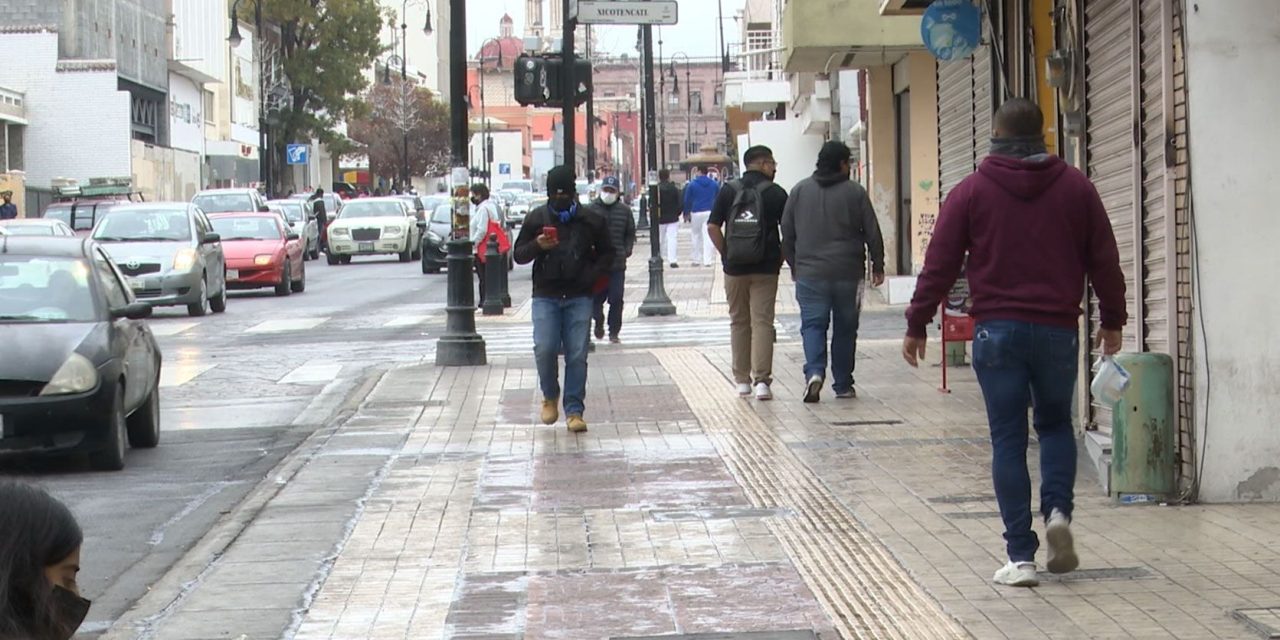 Ciudadanos a favor de andadores peatonales en Saltillo