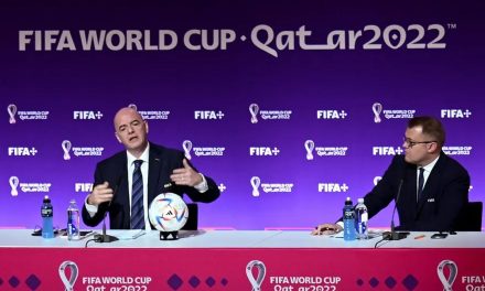 Director de comunicación de FIFA se declara gay a un día del Mundial más conservador