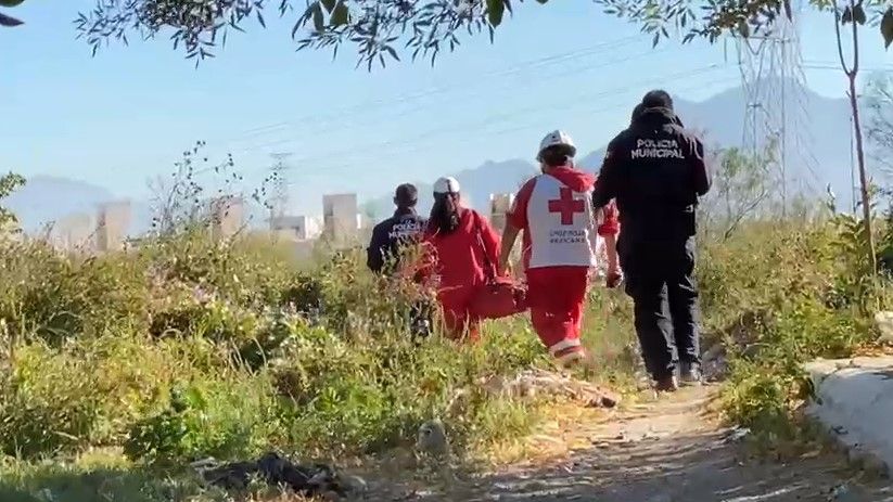 Localizan a un joven sin vida en un baldío de Saltillo