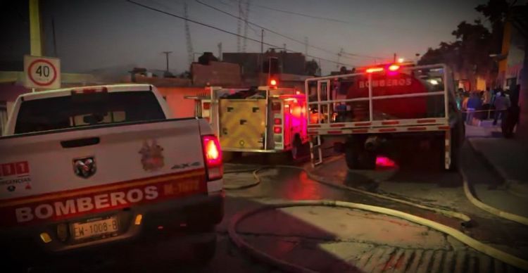 Saltillo: Fue una veladora la que provocó incendio y causó la muerte de cuatro personas