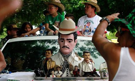 Las ofrendas a Jesús Malverde, ‘El Santo de los Narcos’