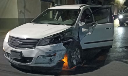 Saltillo: Menor alcoholizado provoca accidente en la colonia Vistahermosa
