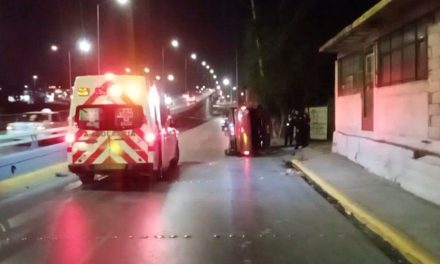 Saltillo: Conductor pierde la vida durante la madrugada al sufrir una volcadura