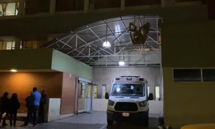 Ramos Arizpe: Pandilleros entran a una casa y agreden a familia a batazos… hay dos gravemente heridos